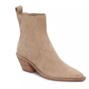 Dolce Vita Senna Booties Almond Suede Size 8